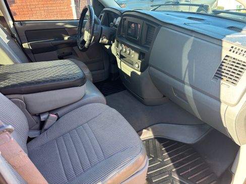 Used 2008 Dodge Ram 1500 Truck ST image 18