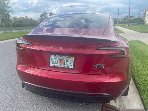 Used 2025 Tesla Model 3 Performance image 6