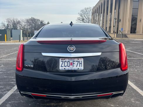 Used 2015 Cadillac XTS Luxury w/ Driver Awareness Package image 8