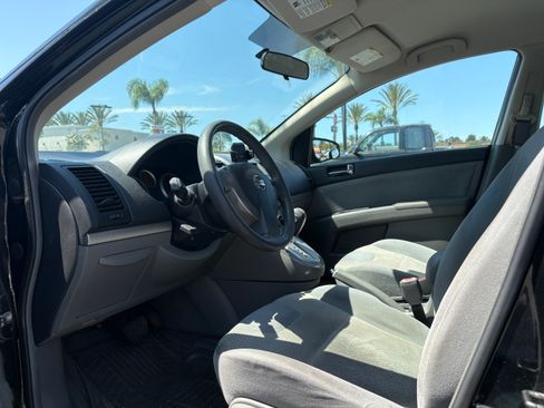 Used 2009 Nissan Sentra 2.0 S image 9
