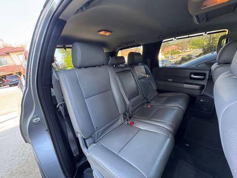 Used 2014 Toyota Sequoia Limited image 12