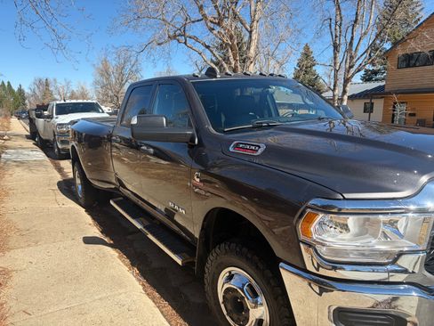 Used 2021 RAM 3500 Tradesman image 27