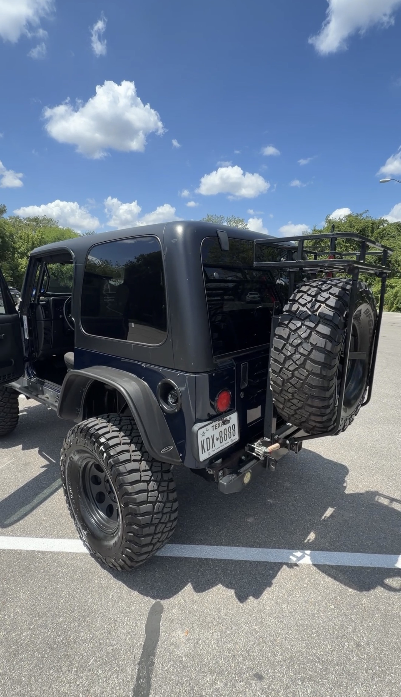 Used 2004 Jeep Wrangler Rubicon w/ Dual Top Group AWD/4WD image 9