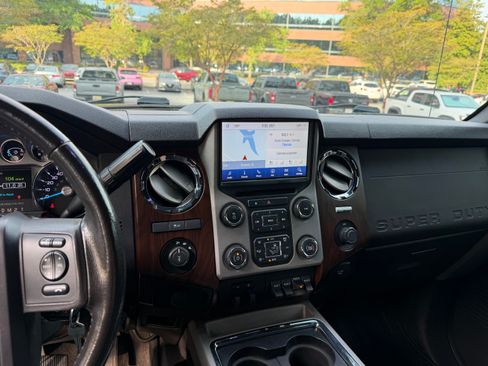 Used 2013 Ford F350 Lariat w/ Lariat Ultimate Pkg AWD/4WD image 20
