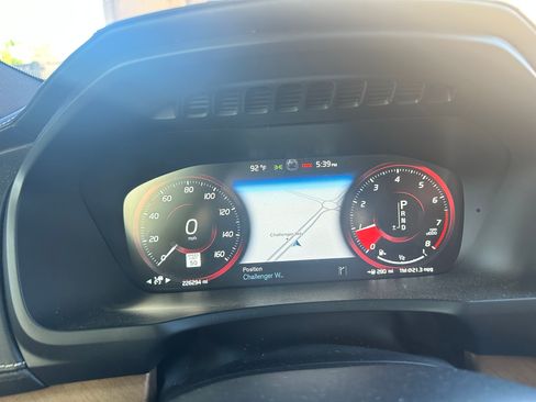 Used 2016 Volvo XC90 T6 AWD/4WD image 12