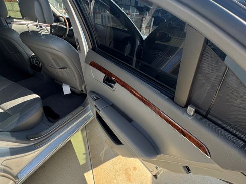 Used 2007 Mercedes-Benz S 550 image 23