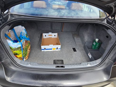 Used 2011 BMW 328i xDrive Sedan image 12