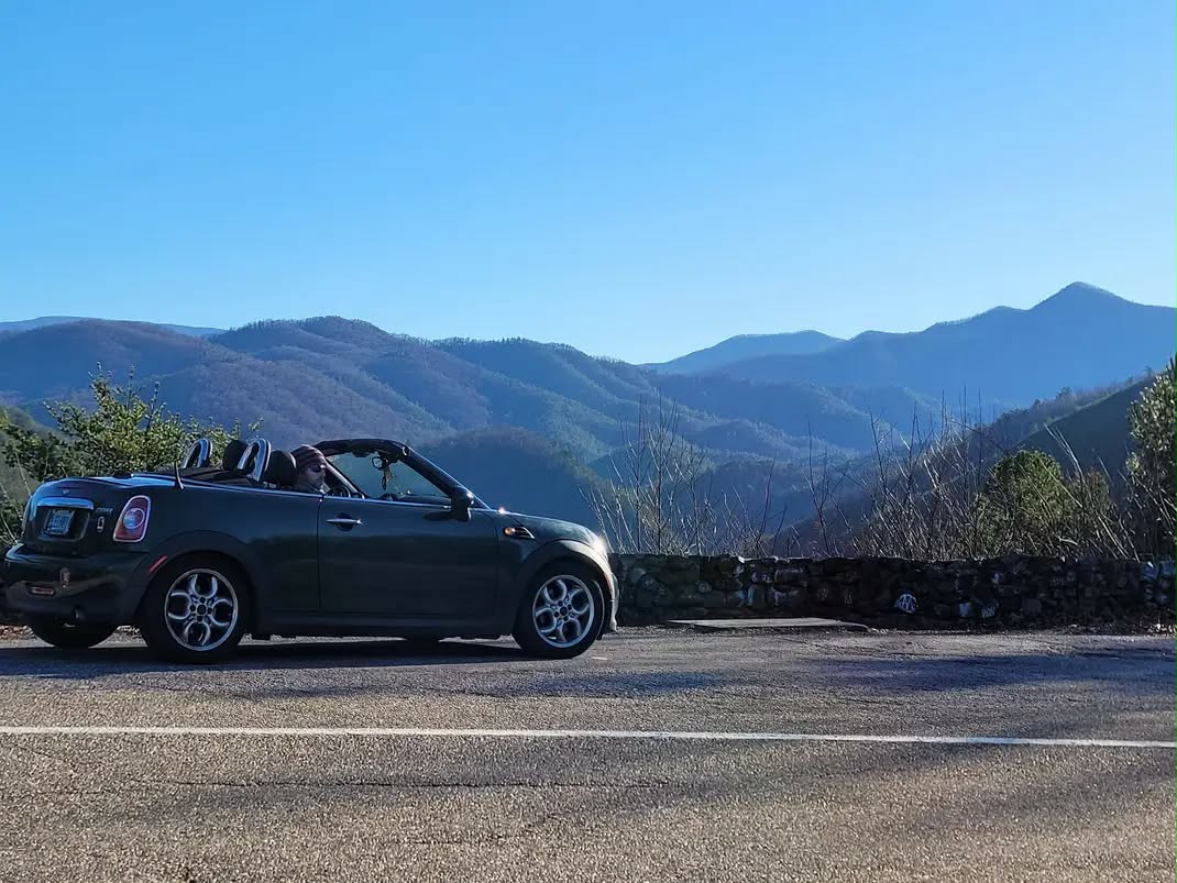 Used 2013 MINI Cooper Roadster FWD image 1