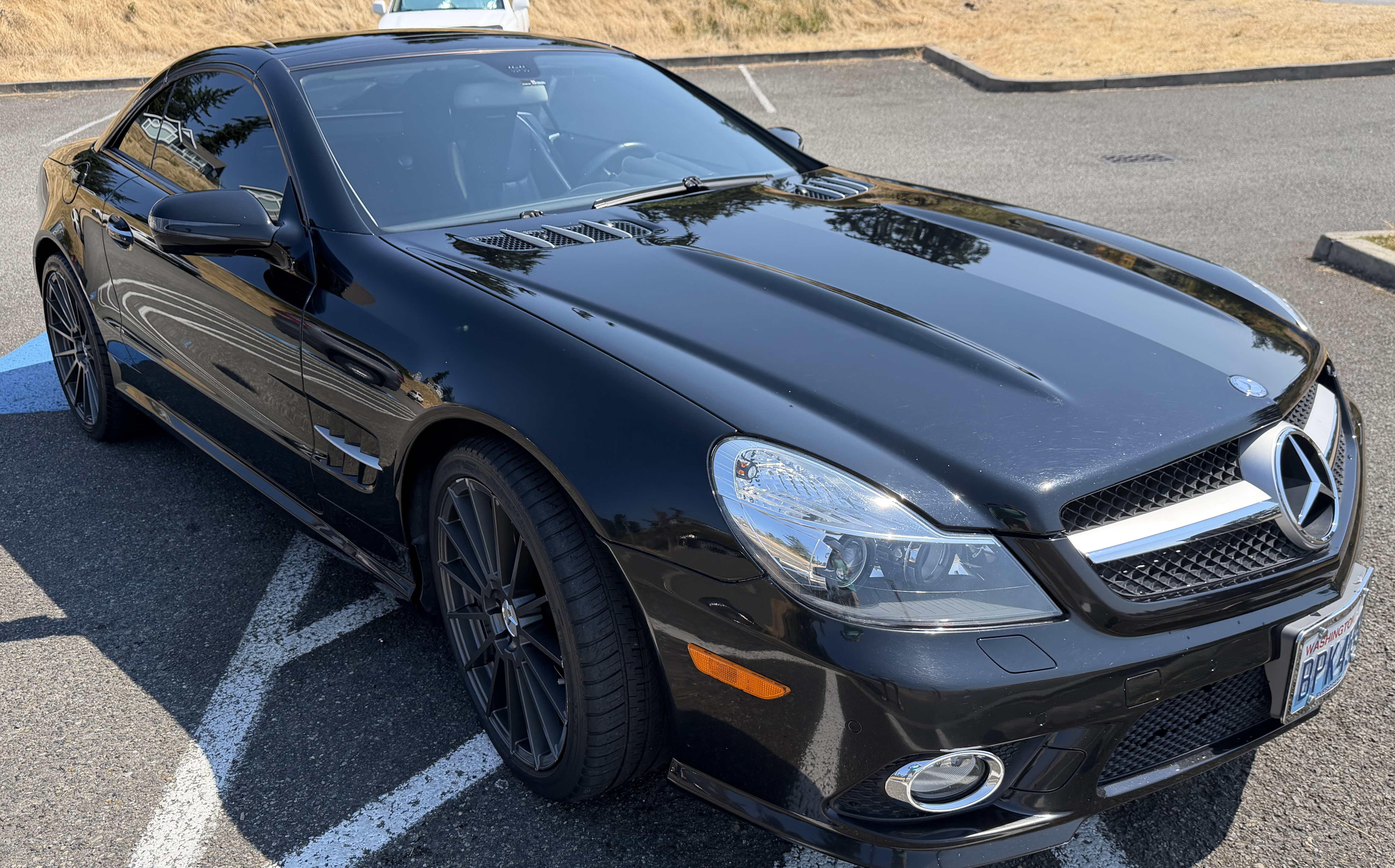 Used 2009 Mercedes-Benz SL 550 image 1