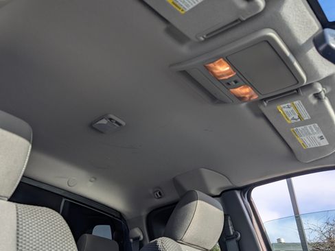 Used 2012 Nissan Frontier SV w/ Sport Appearance Pkg image 17