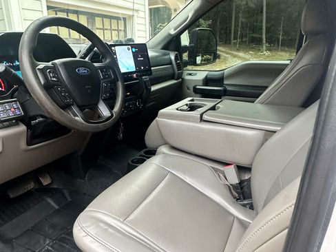 Used 2019 Ford F250 XL w/ Power Equipment Group image 20