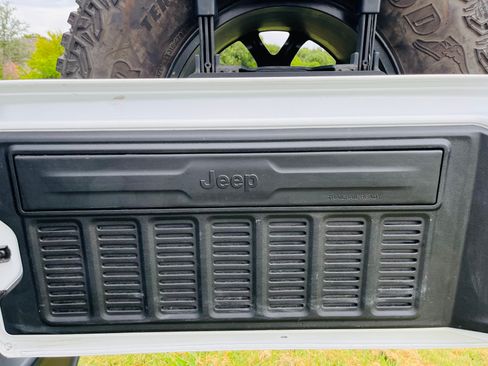 Used 2020 Jeep Wrangler Unlimited Sport S AWD/4WD image 21
