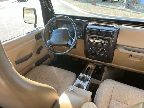 Used 2002 Jeep Wrangler Sport AWD/4WD image 14