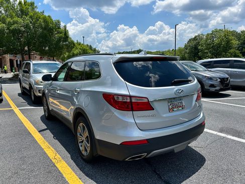 Used 2014 Hyundai Santa Fe GLS image 6