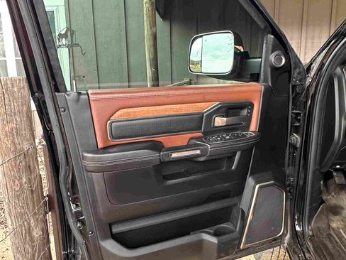 Used 2019 RAM 3500 Limited image 23