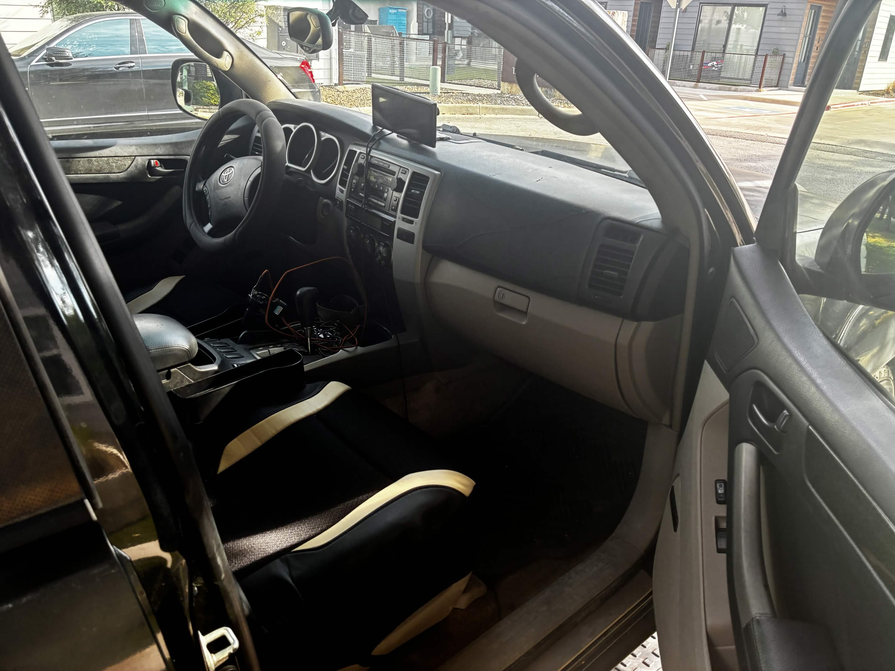 Used 2004 Toyota 4Runner Limited RWD image 12