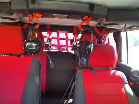 Used 2012 Jeep Wrangler Unlimited Sport image 19