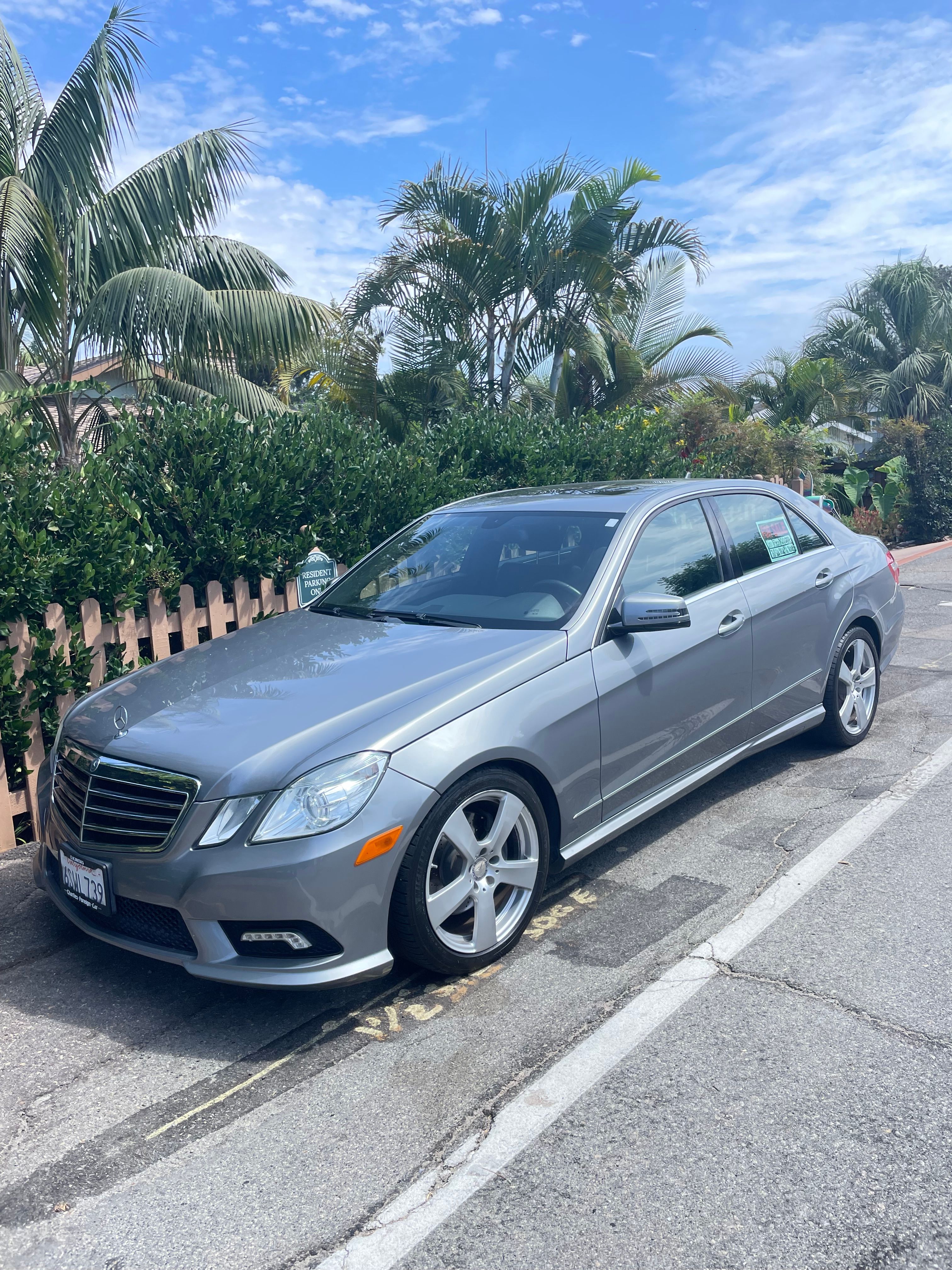 Used 2011 Mercedes-Benz E 350 Sedan image 1