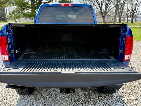 Used 2016 RAM 2500 Tradesman w/ Chrome Appearance Group image 13