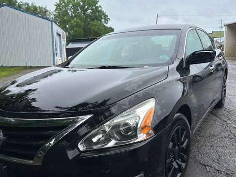 Used 2014 Nissan Altima 2.5 S FWD image 8