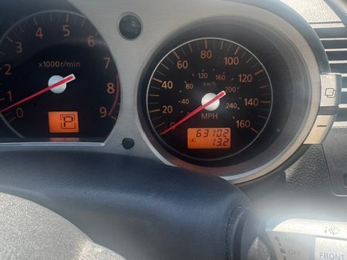 Used 2008 Nissan 350Z Touring RWD image 9