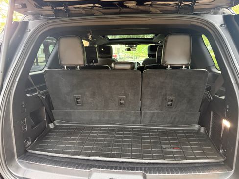 Used 2018 Ford Expedition Limited w/ Equipment Group 301A image 9