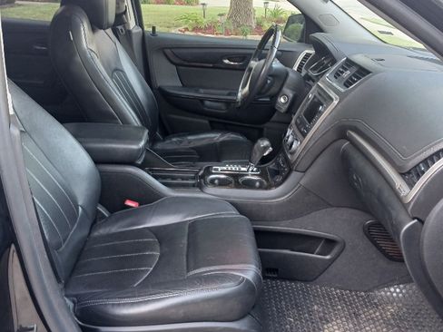 Used 2014 GMC Acadia Denali FWD image 9