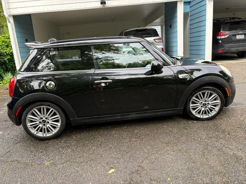 Used 2015 MINI Cooper S FWD image 5