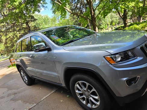 Used 2015 Jeep Grand Cherokee Limited AWD/4WD image 1