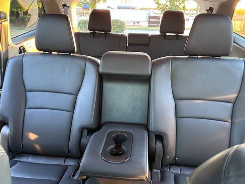 Used 2021 Honda Pilot Special Edition image 9