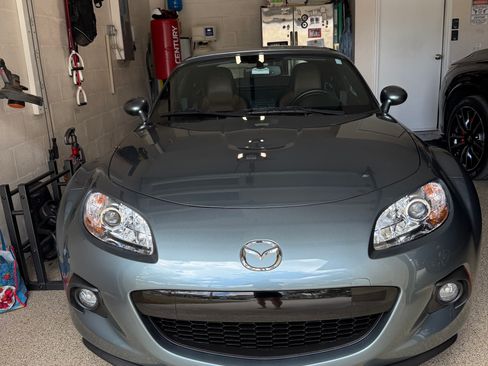 Used 2013 MAZDA MX-5 Miata Grand Touring image 15