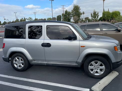 Used 2010 Honda Element EX image 4