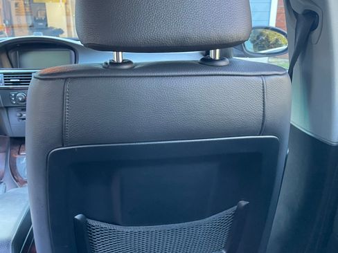 Used 2006 BMW 330i Sedan image 20