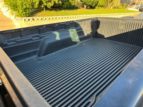 Used 1998 Chevrolet S10 Pickup LS w/ Preferred Equipment Group image 10