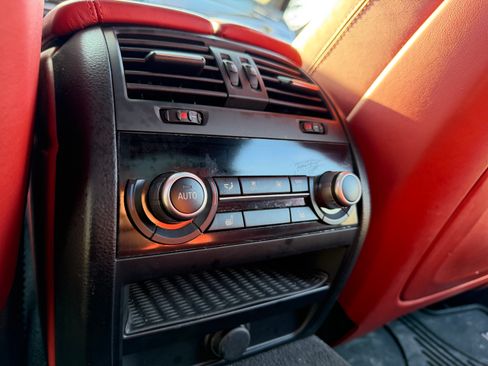 Used 2015 BMW M5 image 14