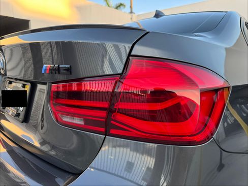 Used 2018 BMW M3 RWD image 24