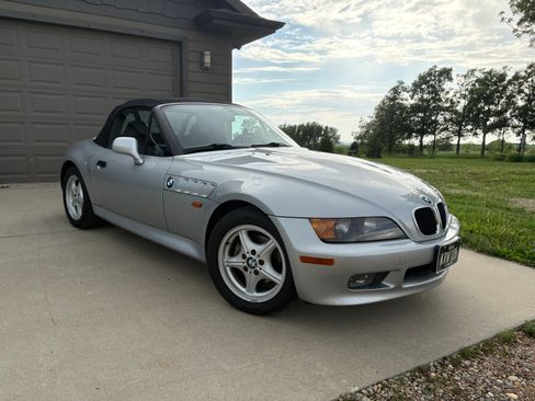 Used 1997 BMW Z3 1.9 RWD image 2