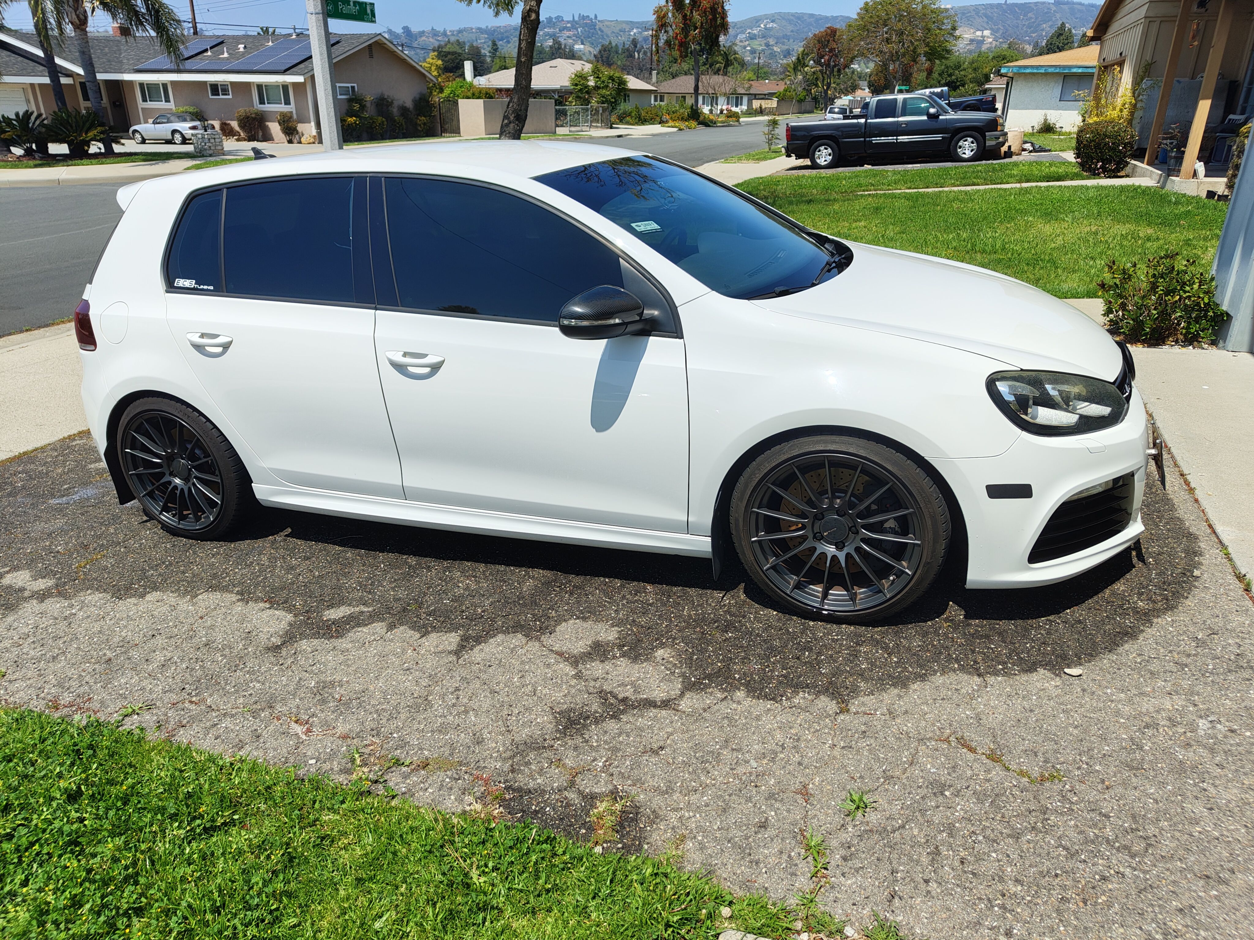 Used 2013 Volkswagen Golf R 4-Door AWD/4WD image 1