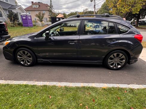 Used 2013 Subaru Impreza 2.0i Sport Premium AWD/4WD image 9