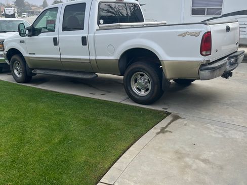 Used 2000 Ford F250 4x4 Crew Cab Super Duty image 2