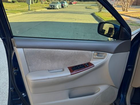 Used 2007 Toyota Corolla LE image 13