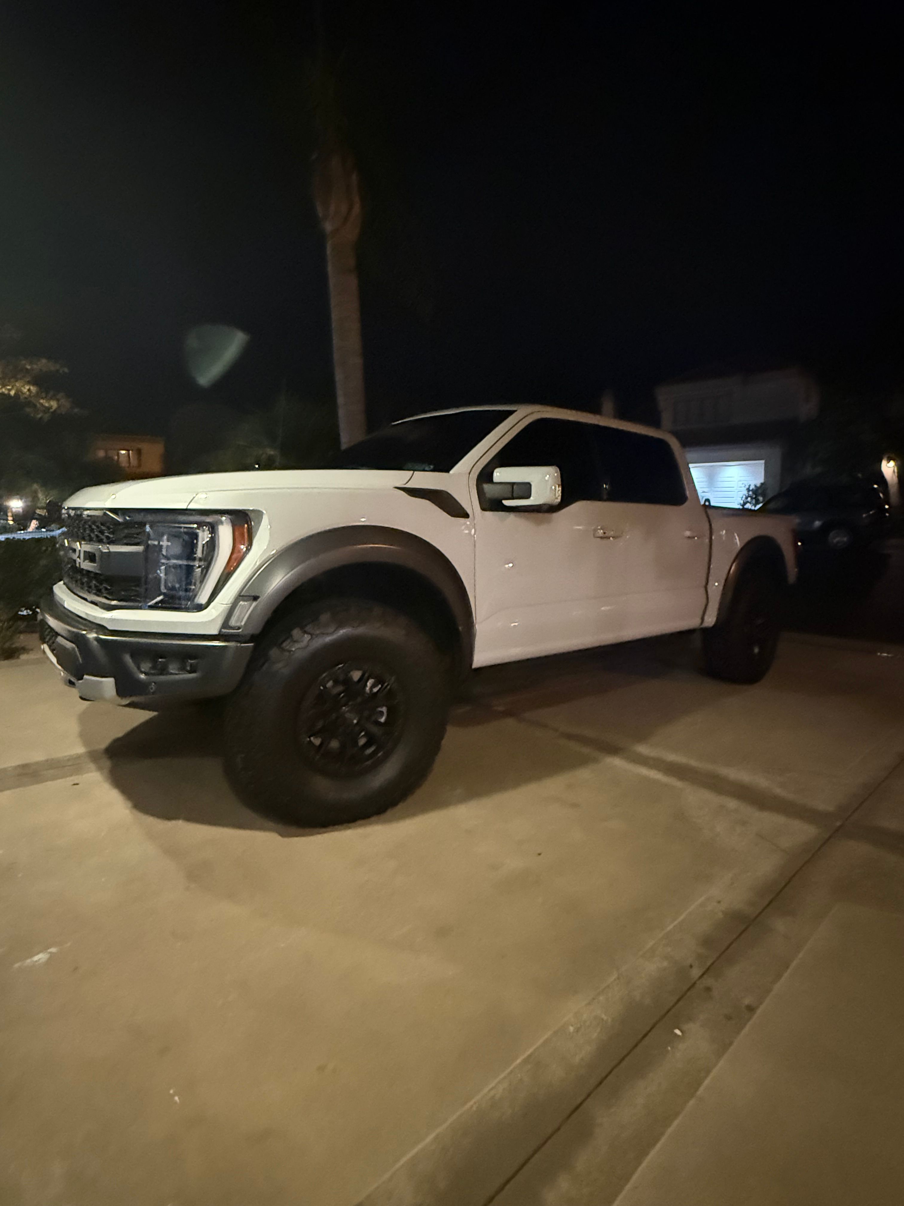 Used 2023 Ford F150 Raptor AWD/4WD image 6