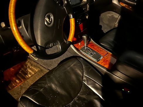 Used 2002 Lexus LS 430 image 6