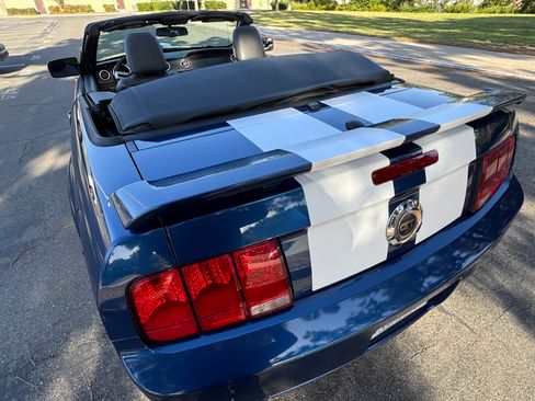 Used 2007 Ford Mustang GT RWD image 4