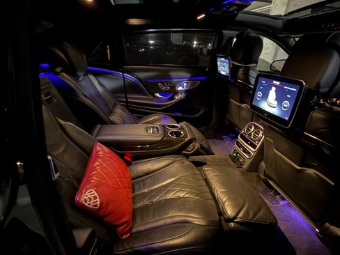 Used 2016 Mercedes-Benz Maybach S 600 image 9