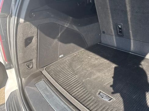 Used 2024 Cadillac Escalade ESV Sport w/ LPO, ONYX Package image 31