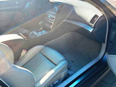 Used 2010 INFINITI G37 Journey w/ Premium Pkg image 5