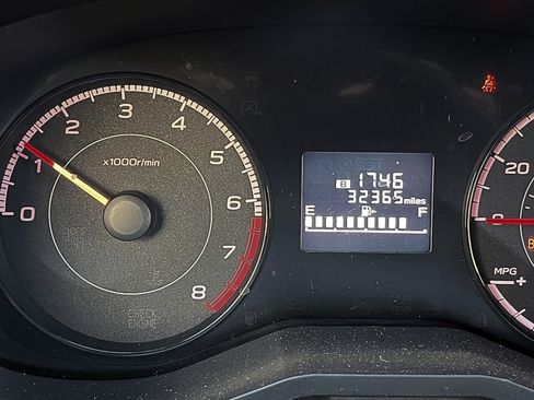 Used 2021 Subaru Crosstrek 2.0i AWD/4WD image 14