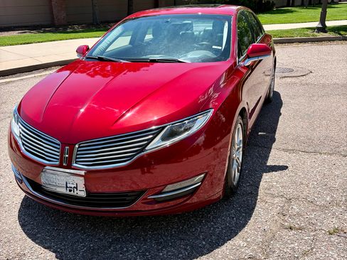 Used 2013 Lincoln MKZ AWD image 5
