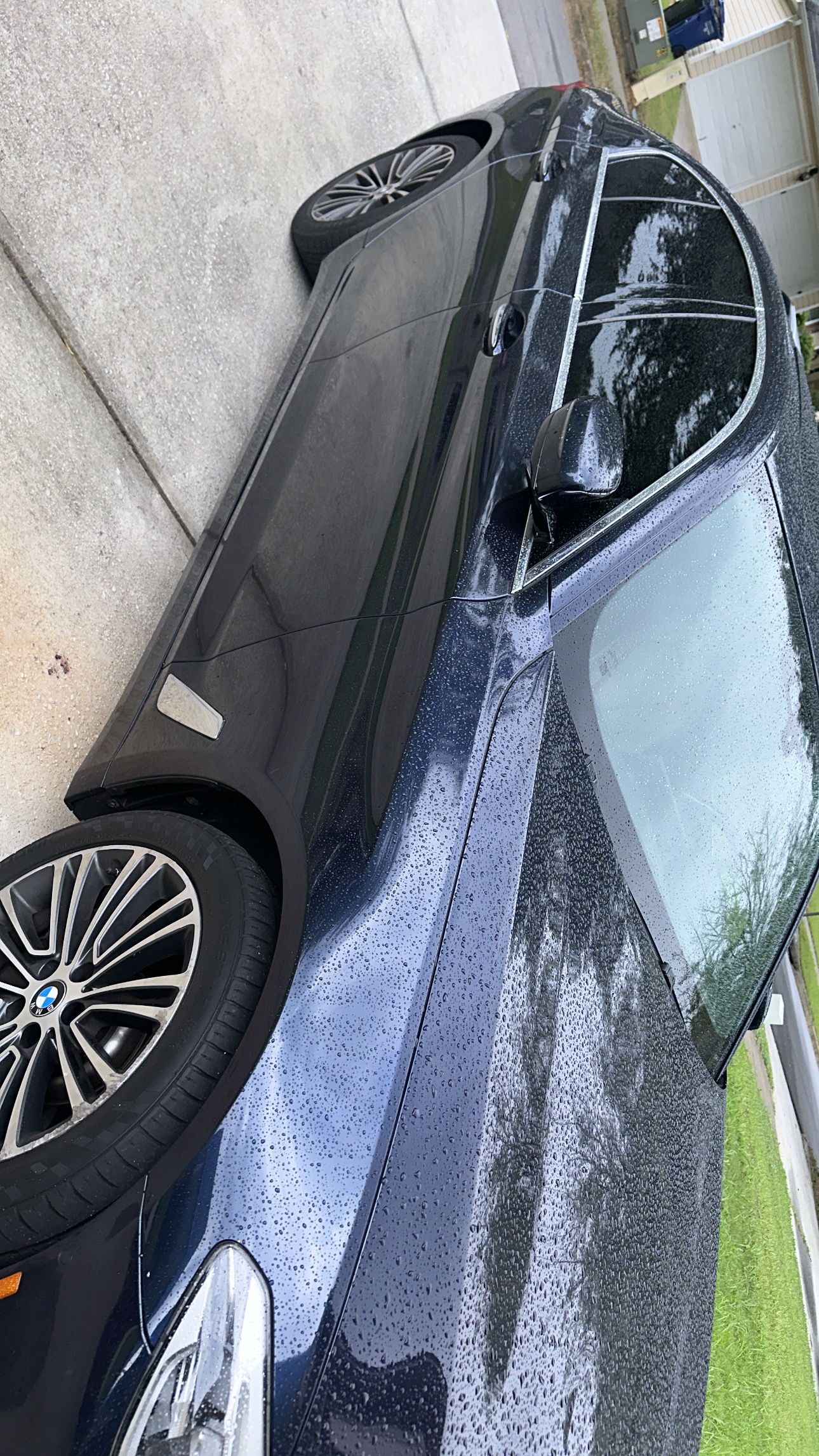Used 2017 BMW 540i RWD image 1